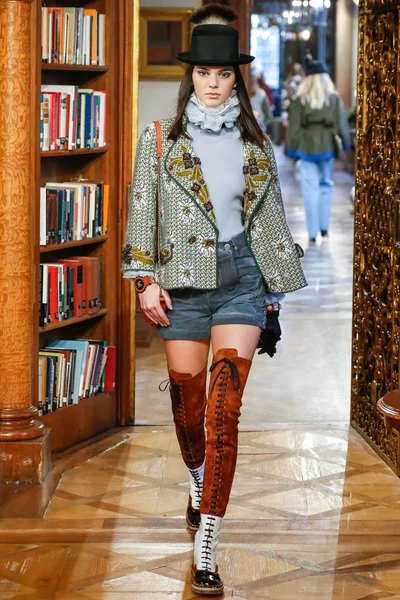 Look 41